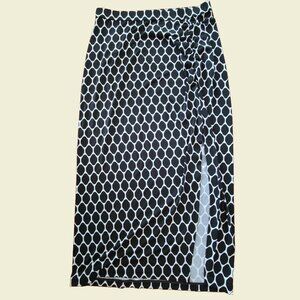 Women's Lane Bryant Black and White Fun Maxi Skirt Sz 14/16